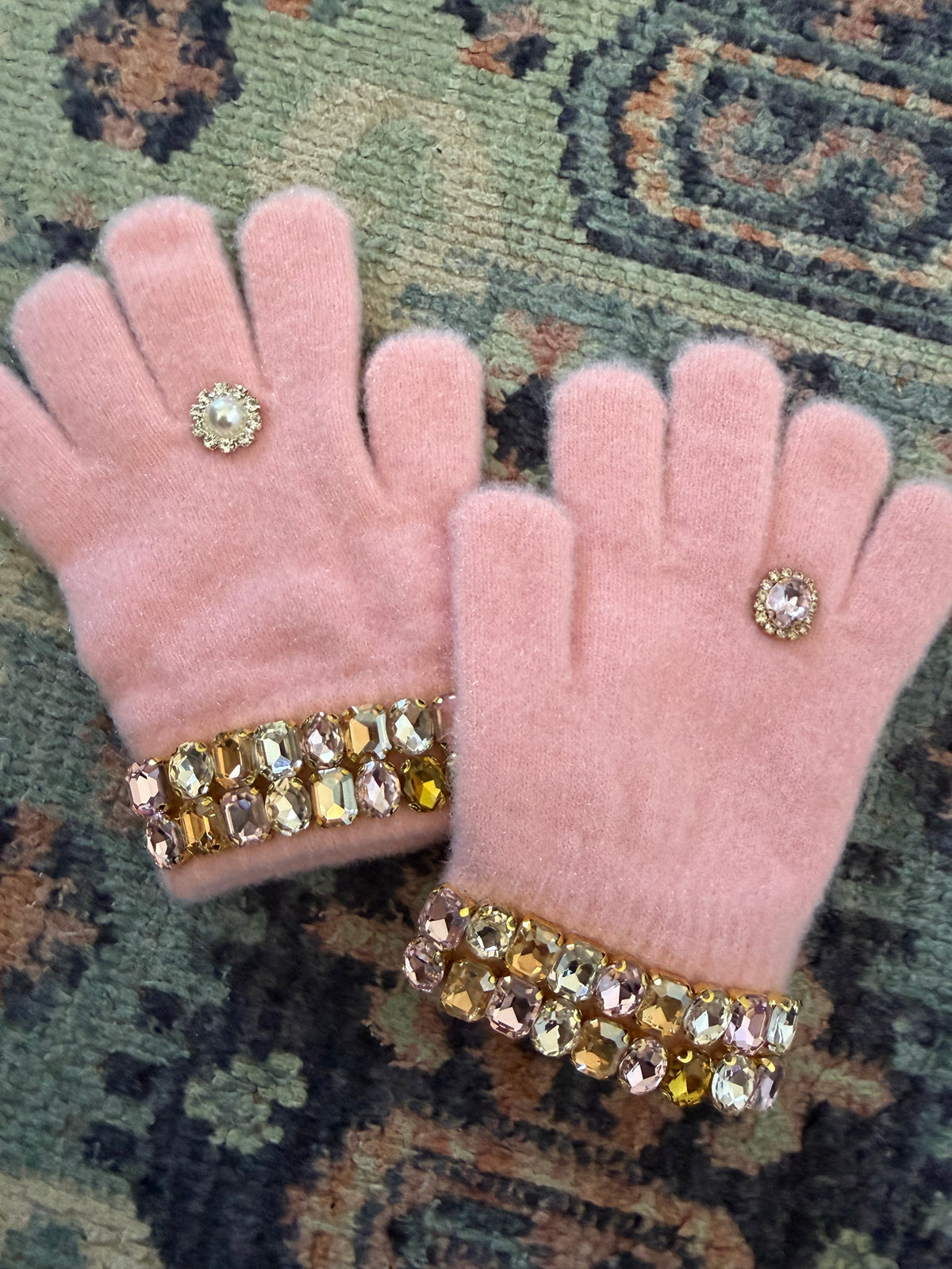 Cozy Chic Gloves: Pink