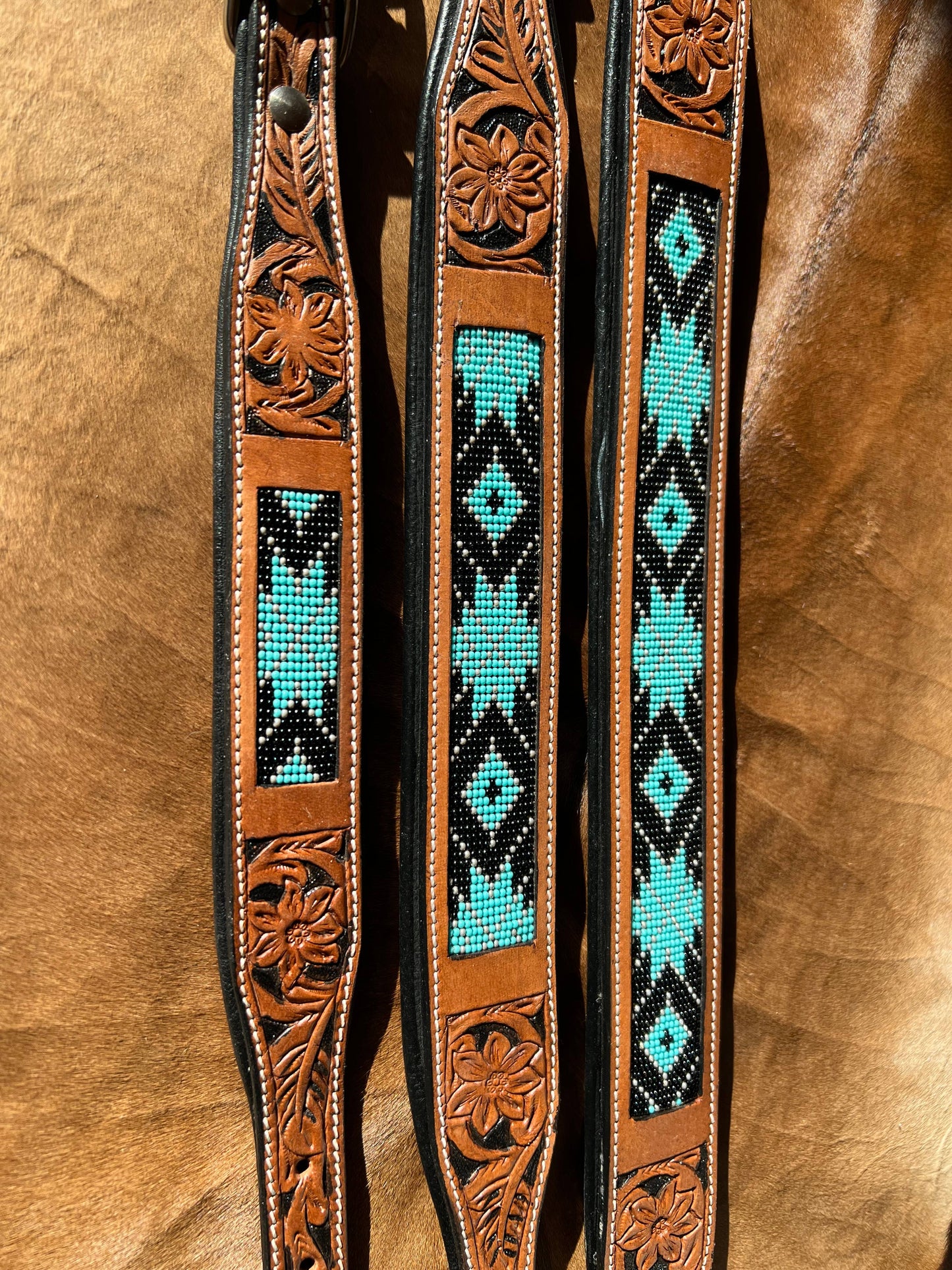 Beaded Dog Collar with Saddle Leather: Turquoise & Black/ Large
