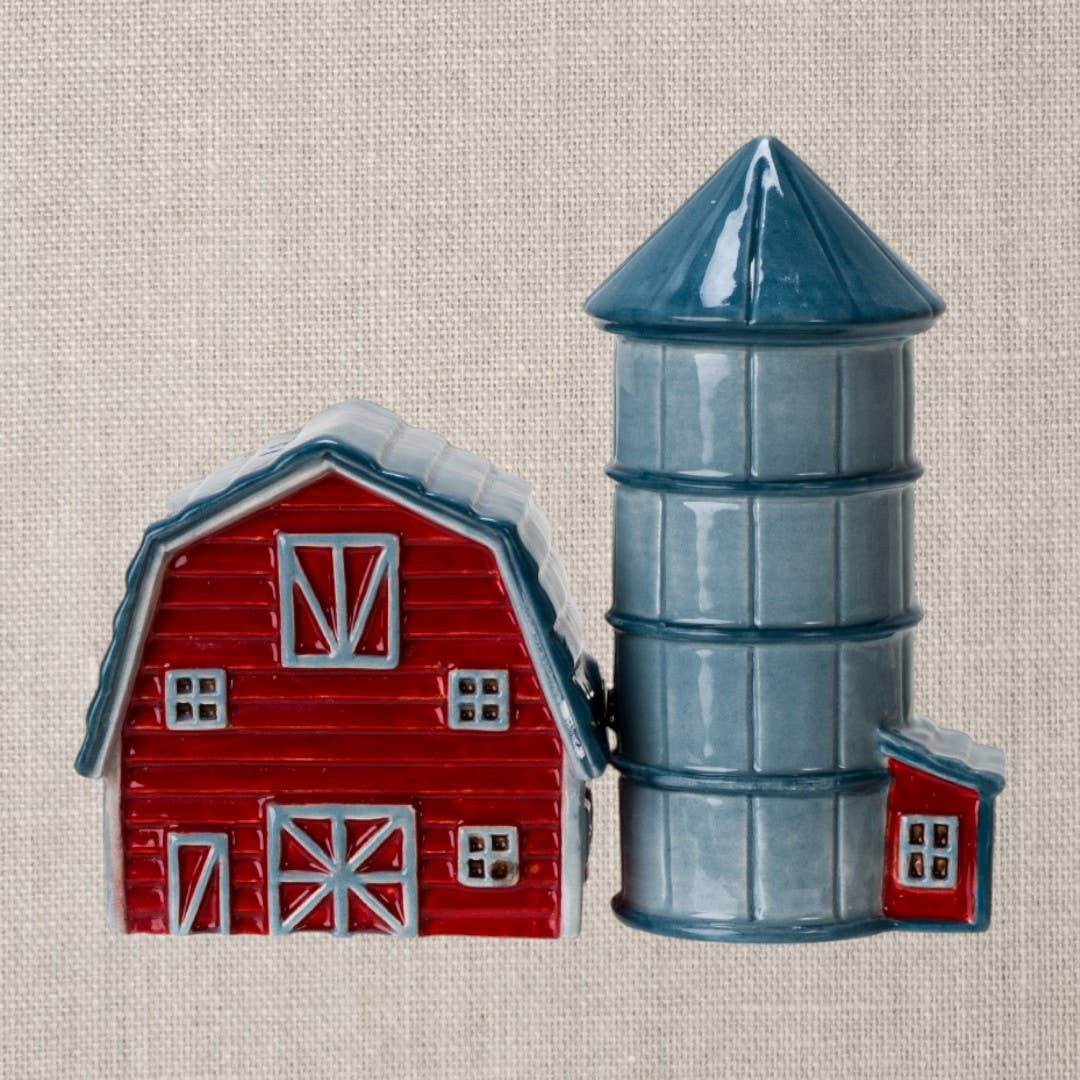 Barn & Silo Cermaic Salt and Pepper Shaker Set