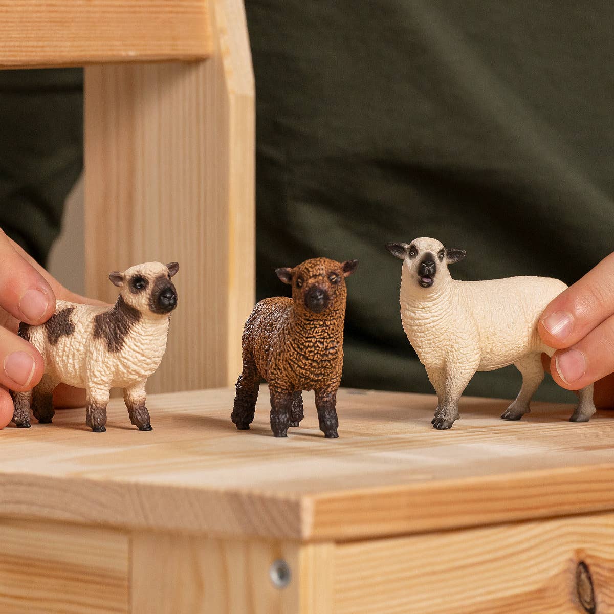 Farm World Sheep Friends Playset