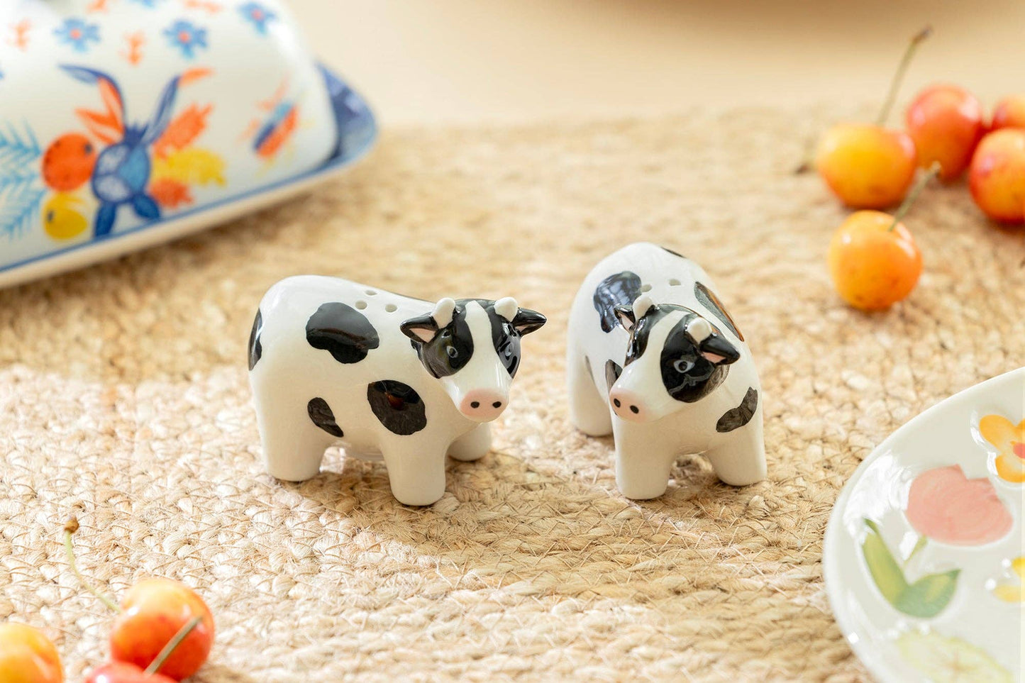 Cow Ceramic Salt and Pepper Shaker Set