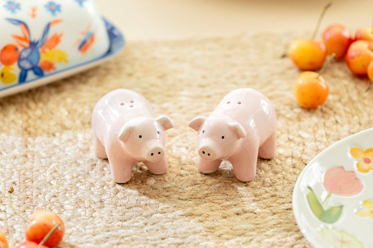 Pig Ceramic Salt and Pepper Shaker Set