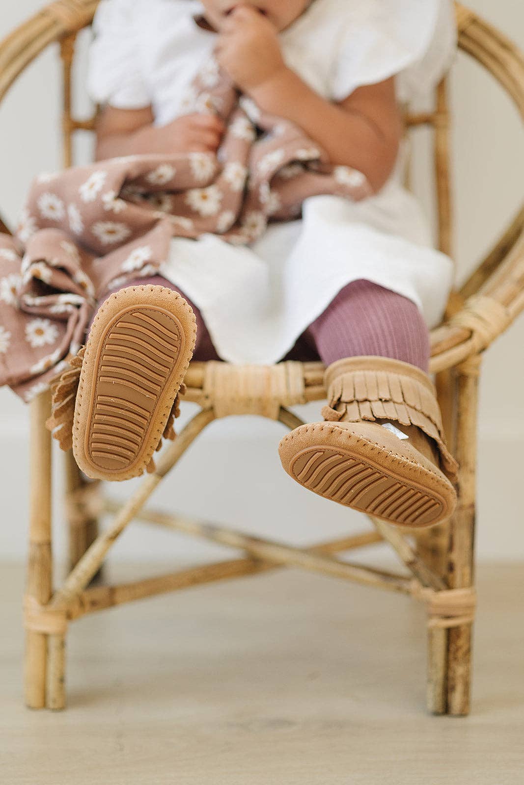 The Cozy Boot: Taupe / 5 (Barefoot Sole)